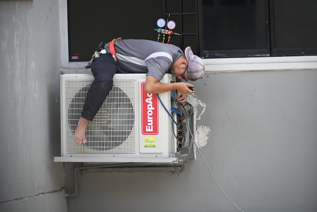 Cleaning AC ducts